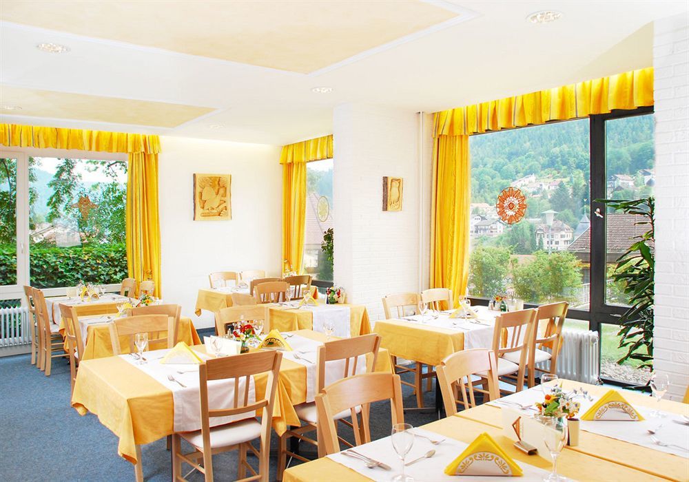 Hotel Bergfrieden バート・ヴィルトバート エクステリア 写真